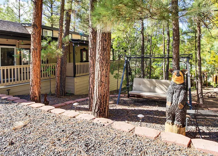 Holiday home Pet-friendly Show W/ Trail Access! Show Low